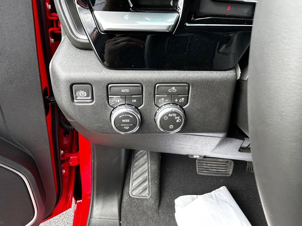 2026 GMC Sierra 1500 SLE - Photo 18