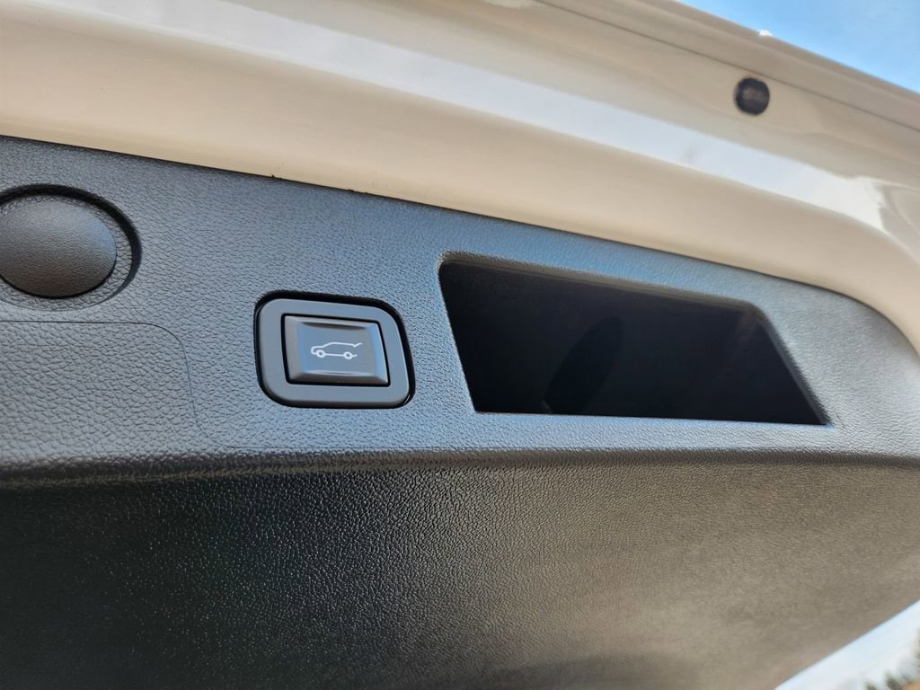2026 GMC Terrain AT4 - Photo 25
