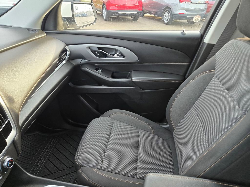 2019 Chevrolet Traverse 1LT - Photo 16
