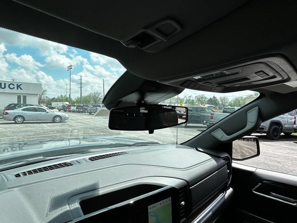 2026 GMC Sierra 1500 SLE - Photo 15