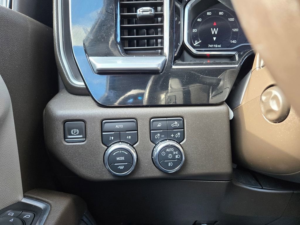2023 GMC Sierra 1500 SLT - Photo 21