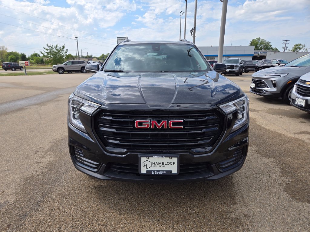Used 2022 GMC Terrain SLE SUV
