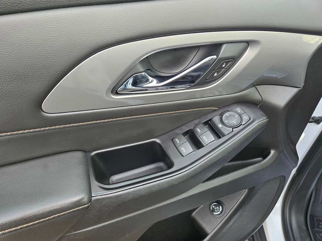 2019 Chevrolet Traverse 1LT - Photo 36