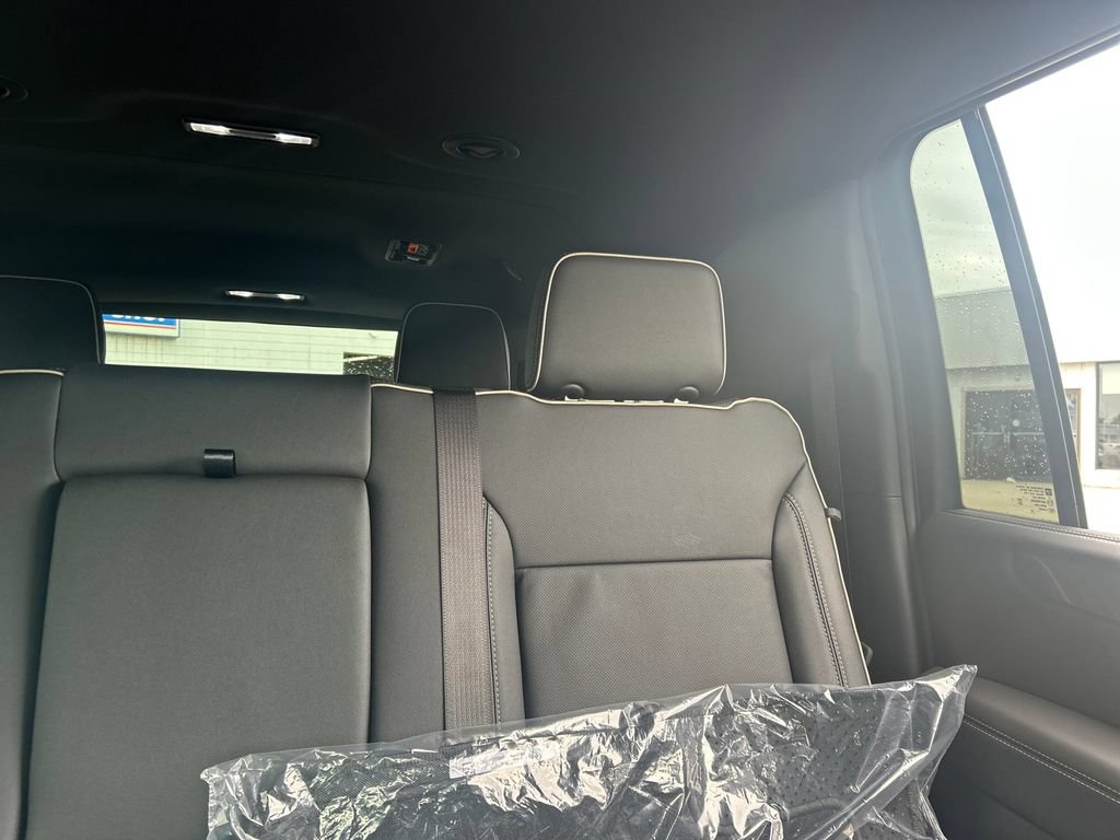 2026 GMC Yukon XL Elevation - Photo 11