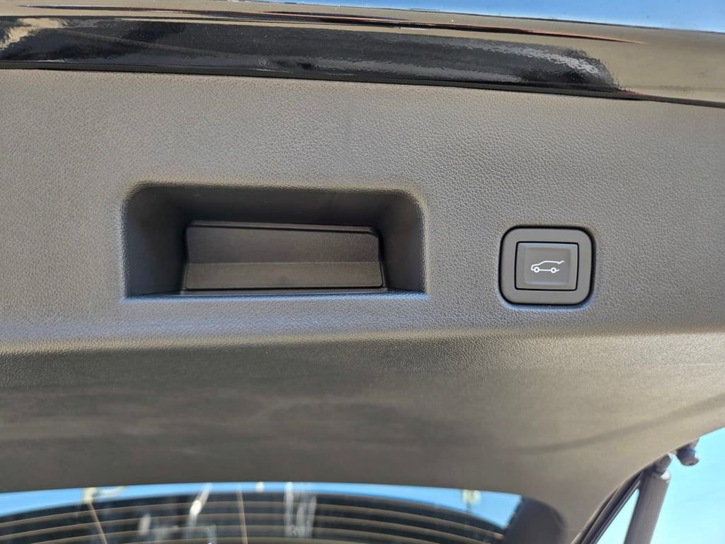 2026 GMC Acadia Elevation - Photo 27