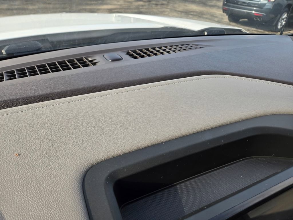 2023 GMC Sierra 1500 SLT - Photo 7