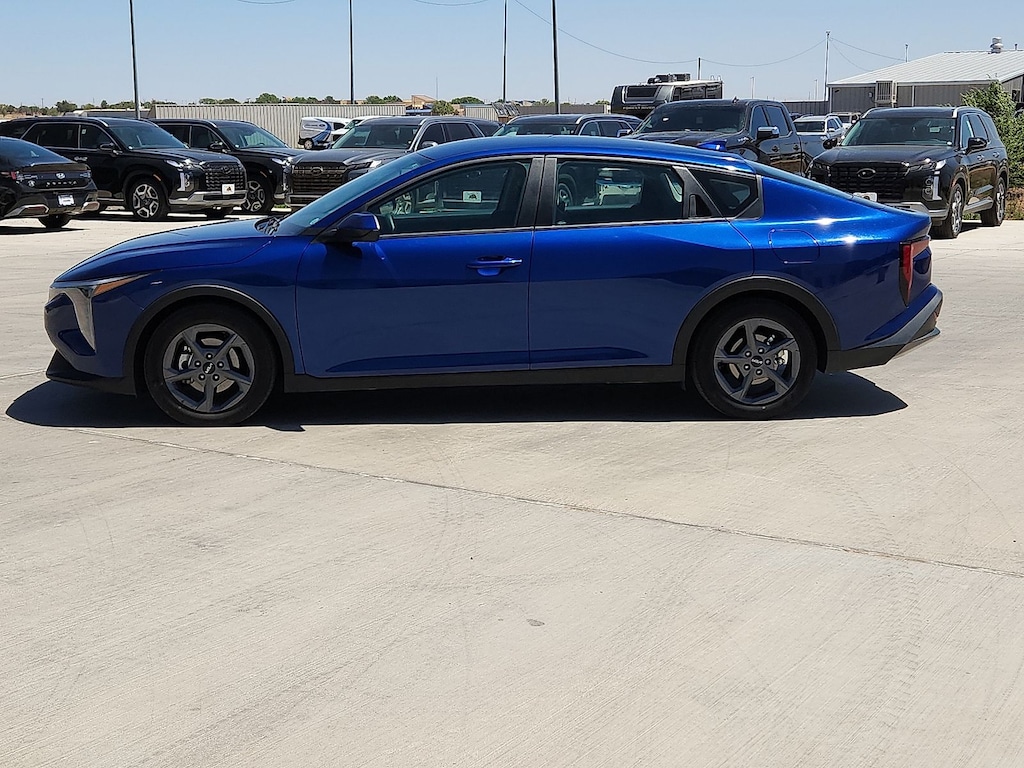 Used 2025 Kia K4 LXS Sedan
