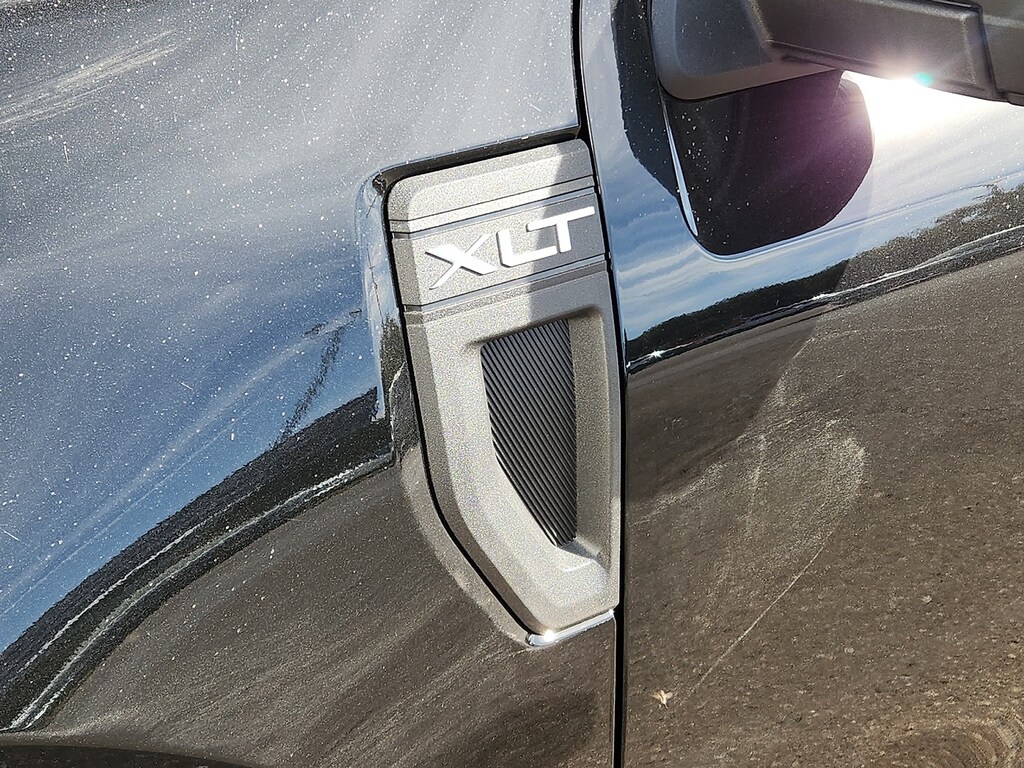 New 2025 Ford Maverick XLT Truck SuperCrew