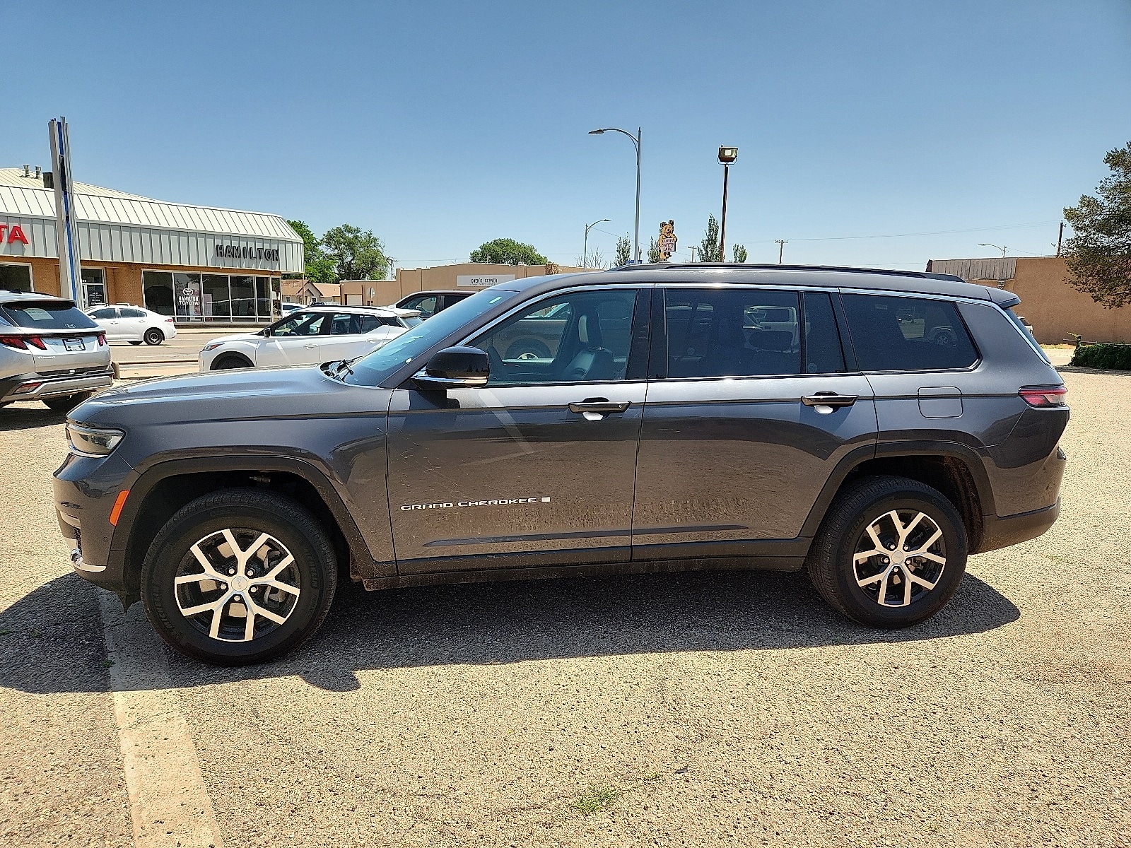 Used 2024 Jeep Grand Cherokee L Limited with VIN 1C4RJKBGXR8557099 for sale in Clovis, NM