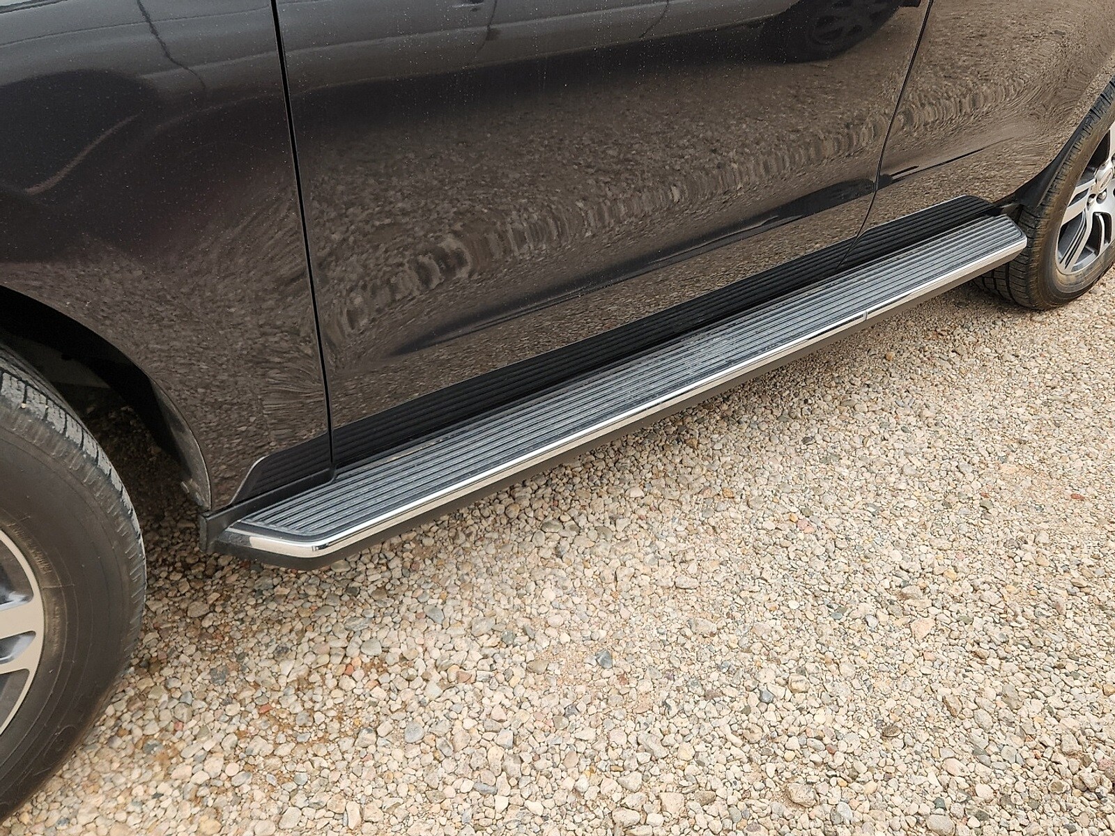 2023 Ford Expedition XLT photo 3