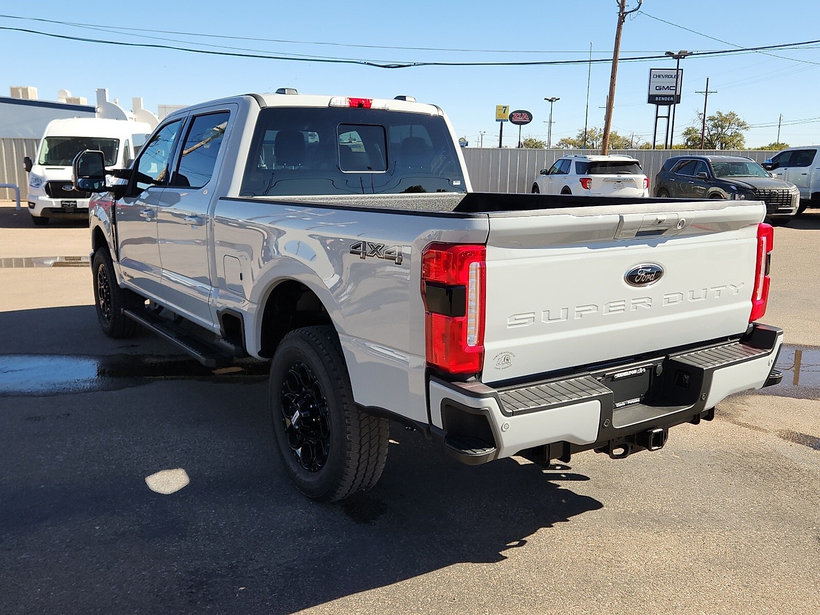 2026 Ford F-250 Lariat photo 3