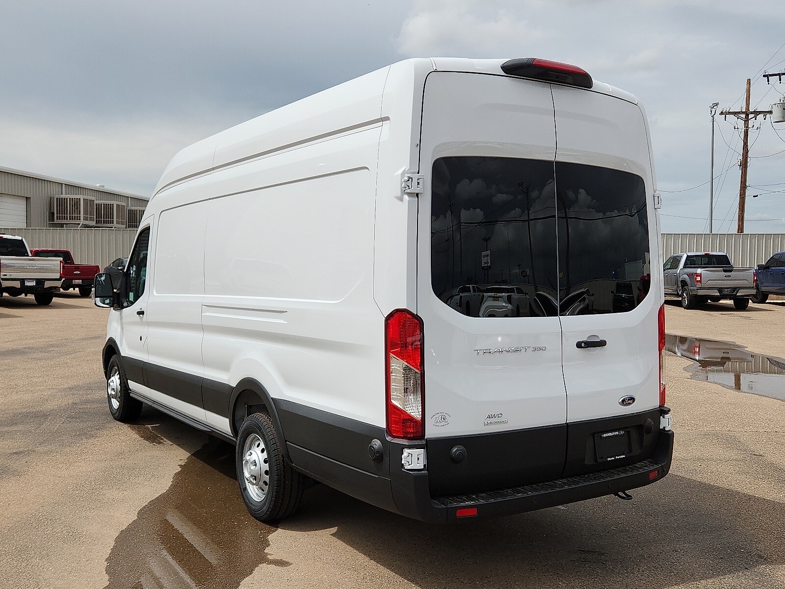 2025 Ford Transit photo 2