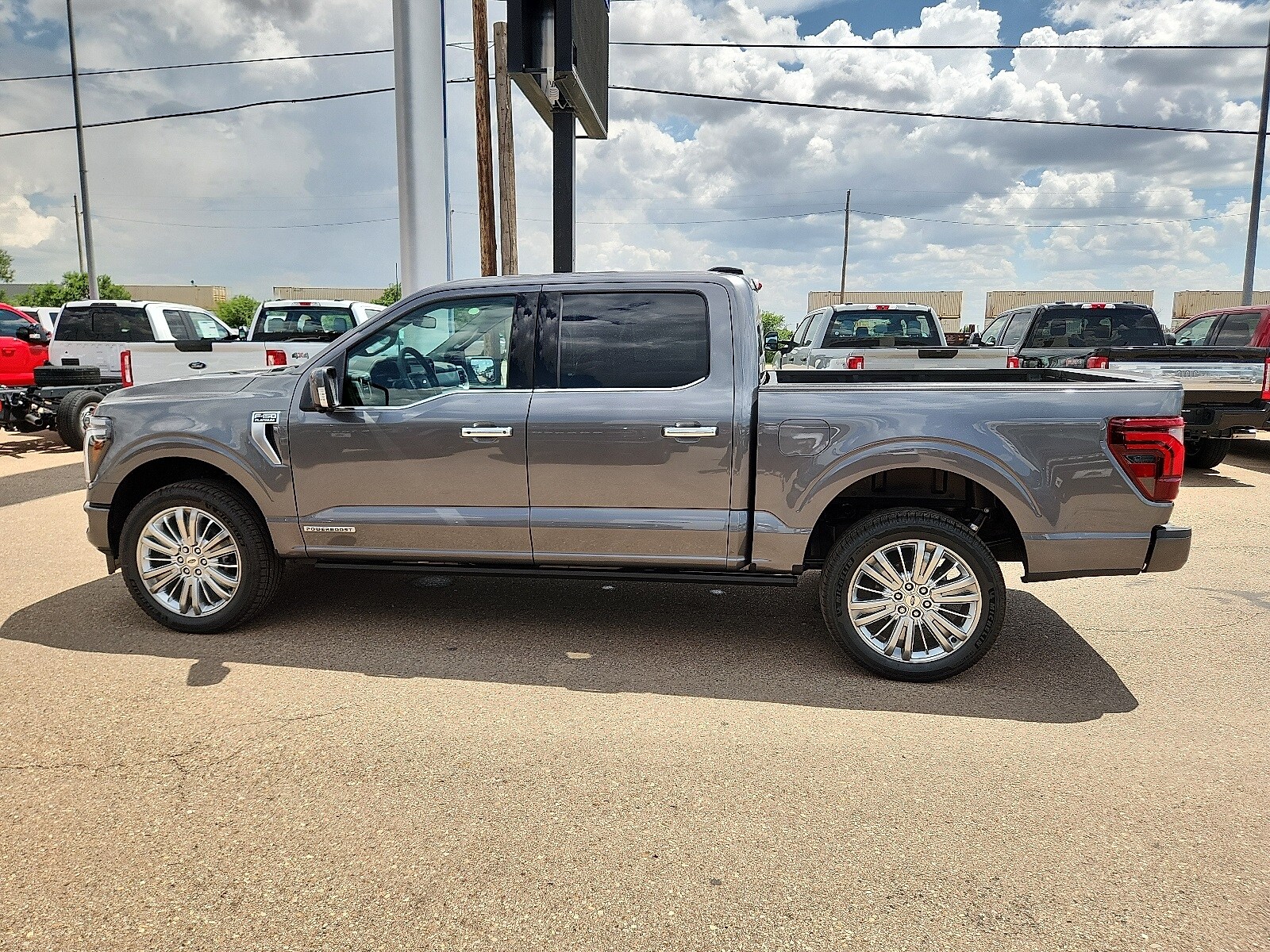 2025 Ford F-150 Platinum photo 2
