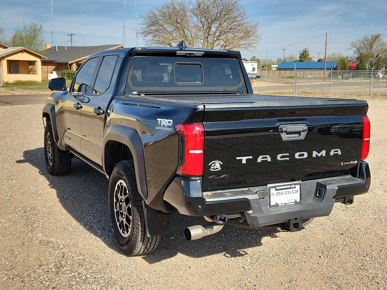 2024 Toyota Tacoma TRD photo 3