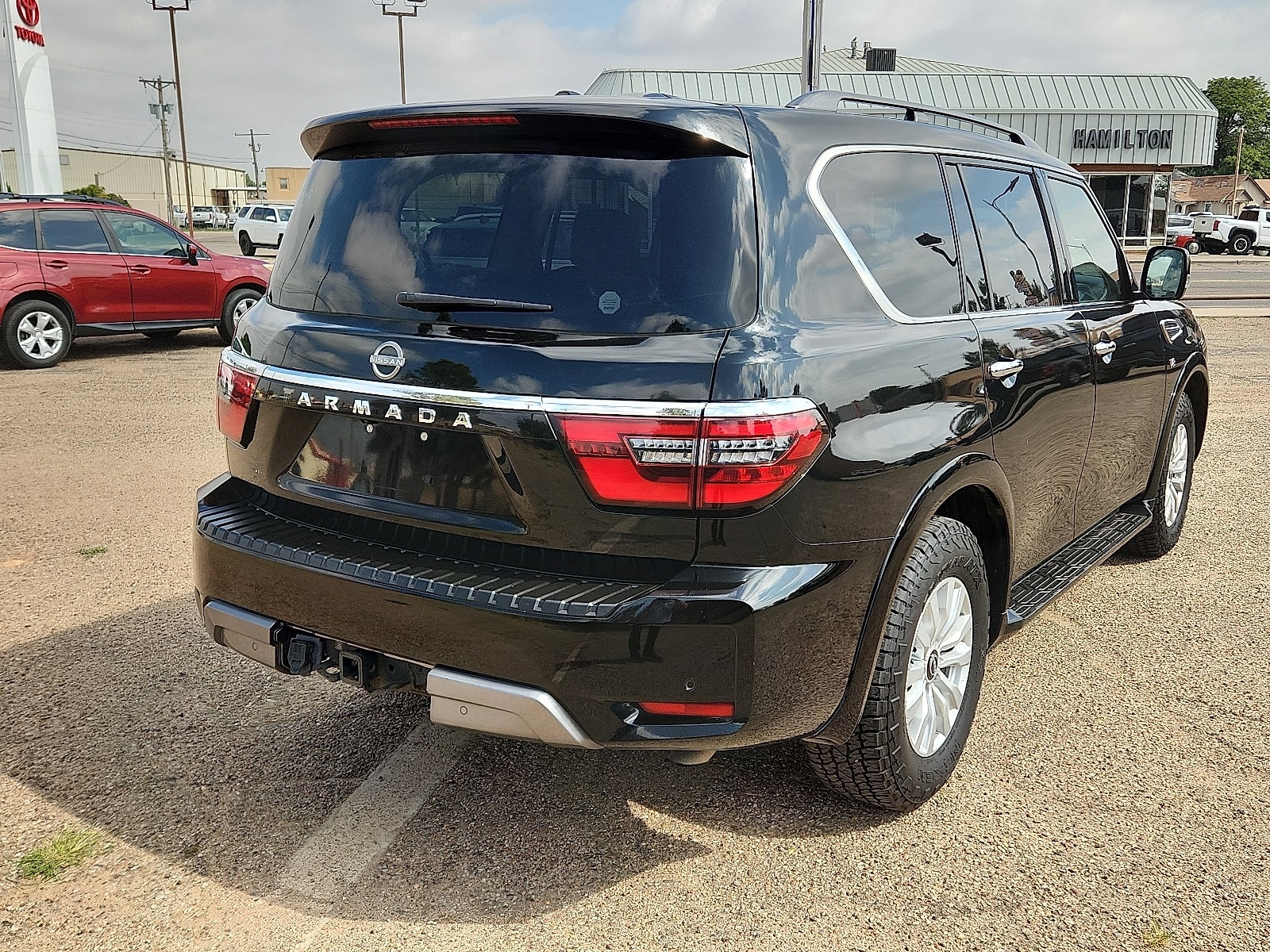 2021 Nissan Armada SV photo 4