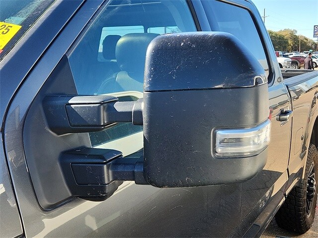 2019 Ford F-250 Lariat photo 3