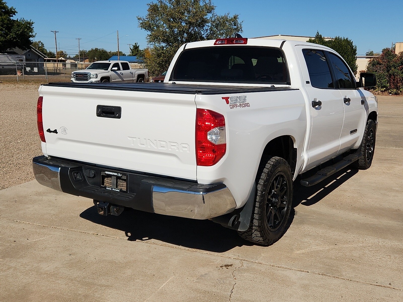 2021 Toyota Tundra SR5 CrewMax photo 4