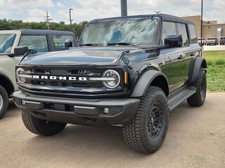 2026 Ford Bronco Outer Banks SUV