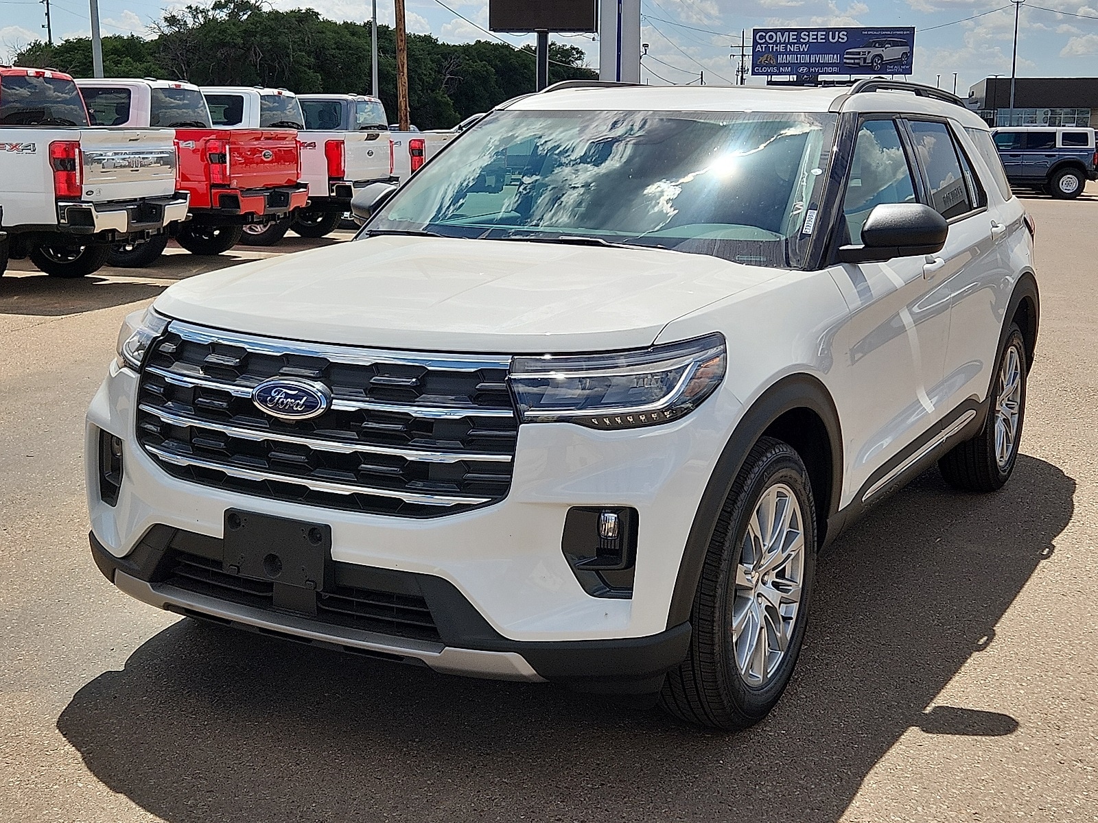 2025 Ford Explorer SUV 