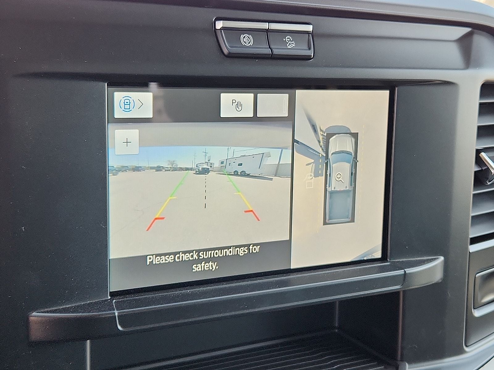 2025 Ford F-250 Super Duty XLT - Photo 14