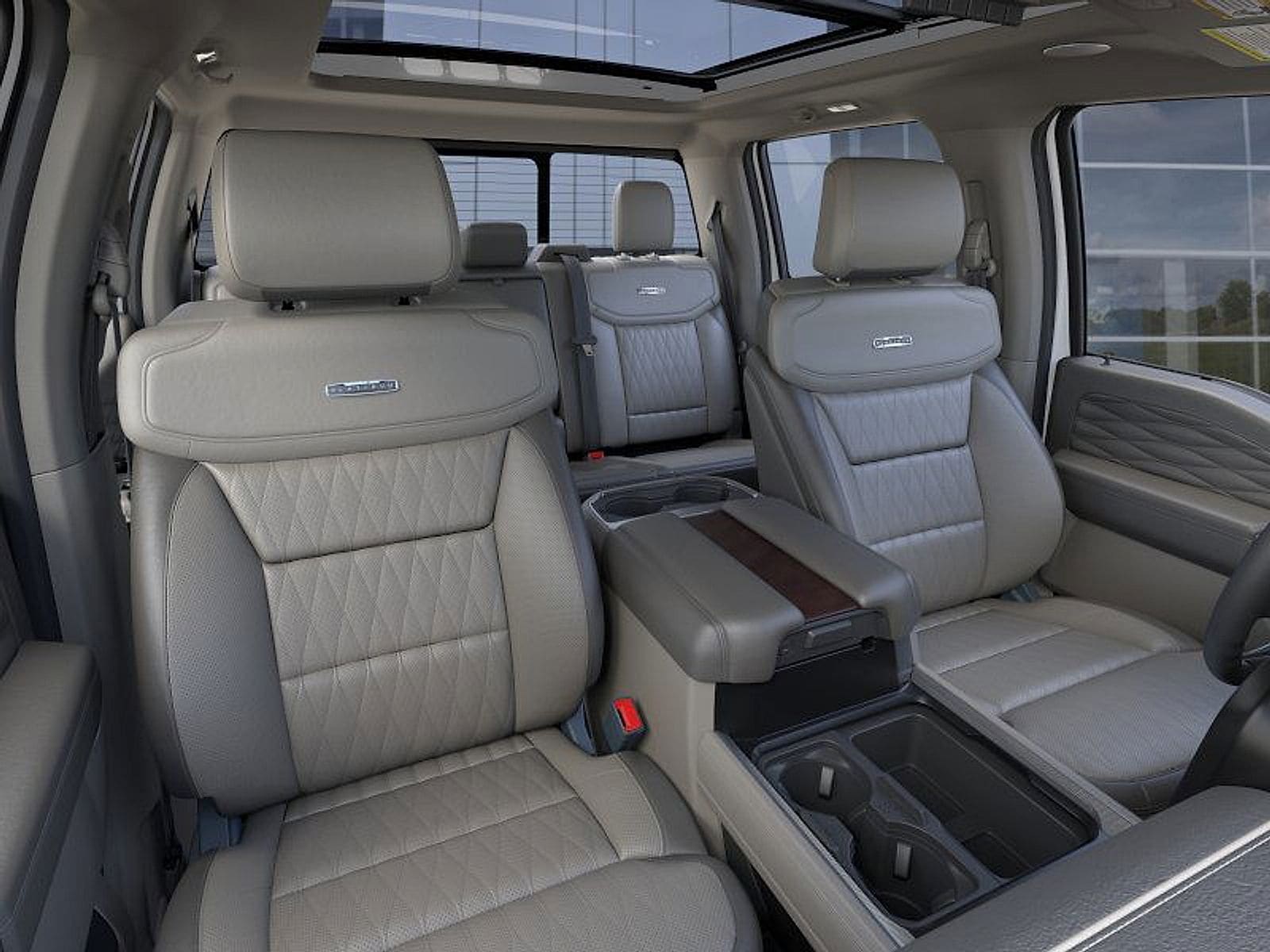 2025 Ford F-450 Super Duty Platinum - Photo 10