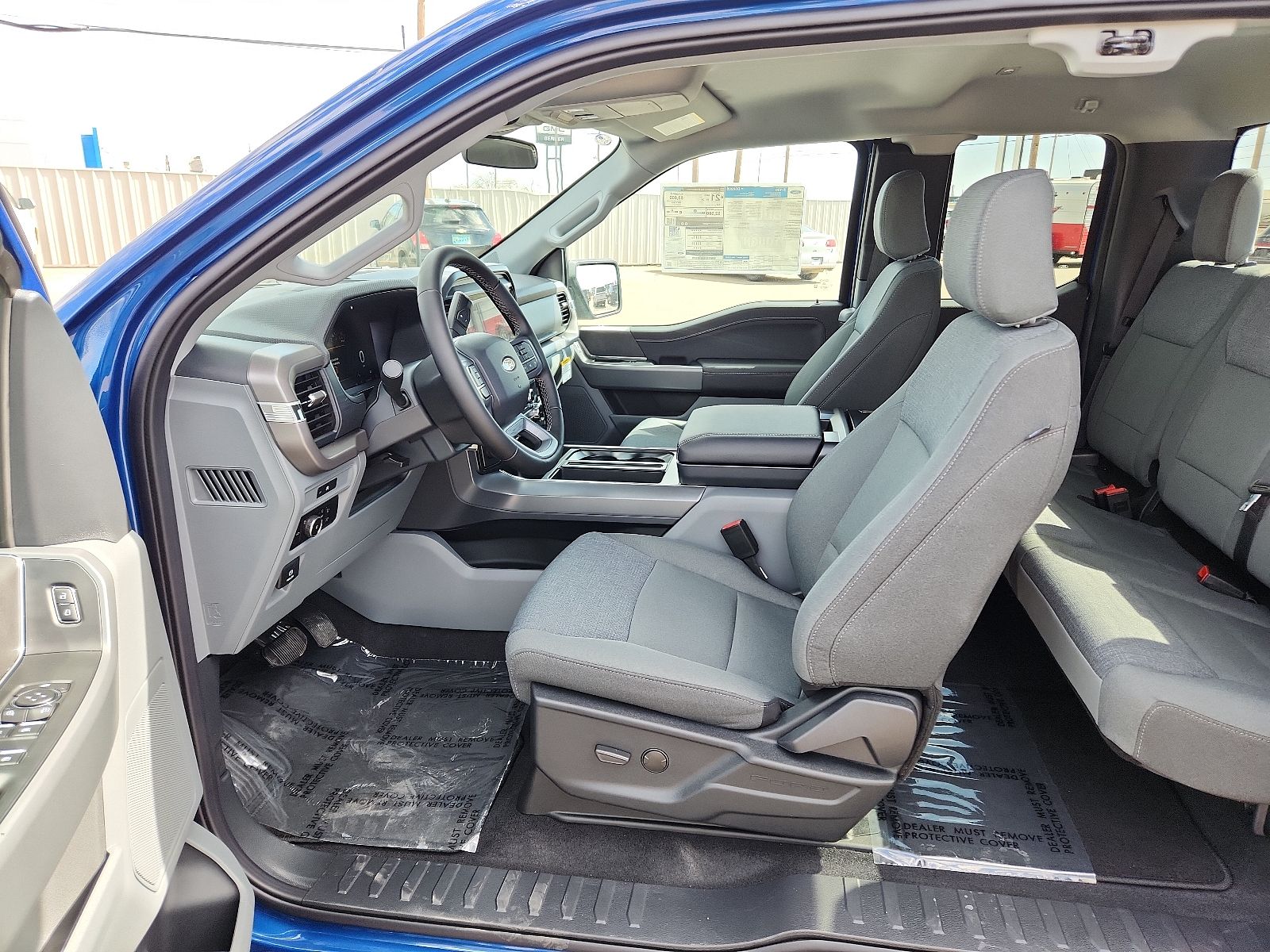 2025 Ford F-150 XLT - Photo 9