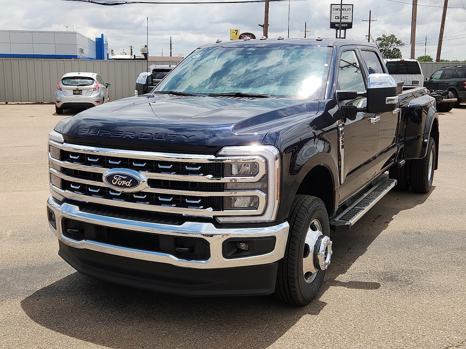 2025 Ford F-350 Truck Crew Cab 