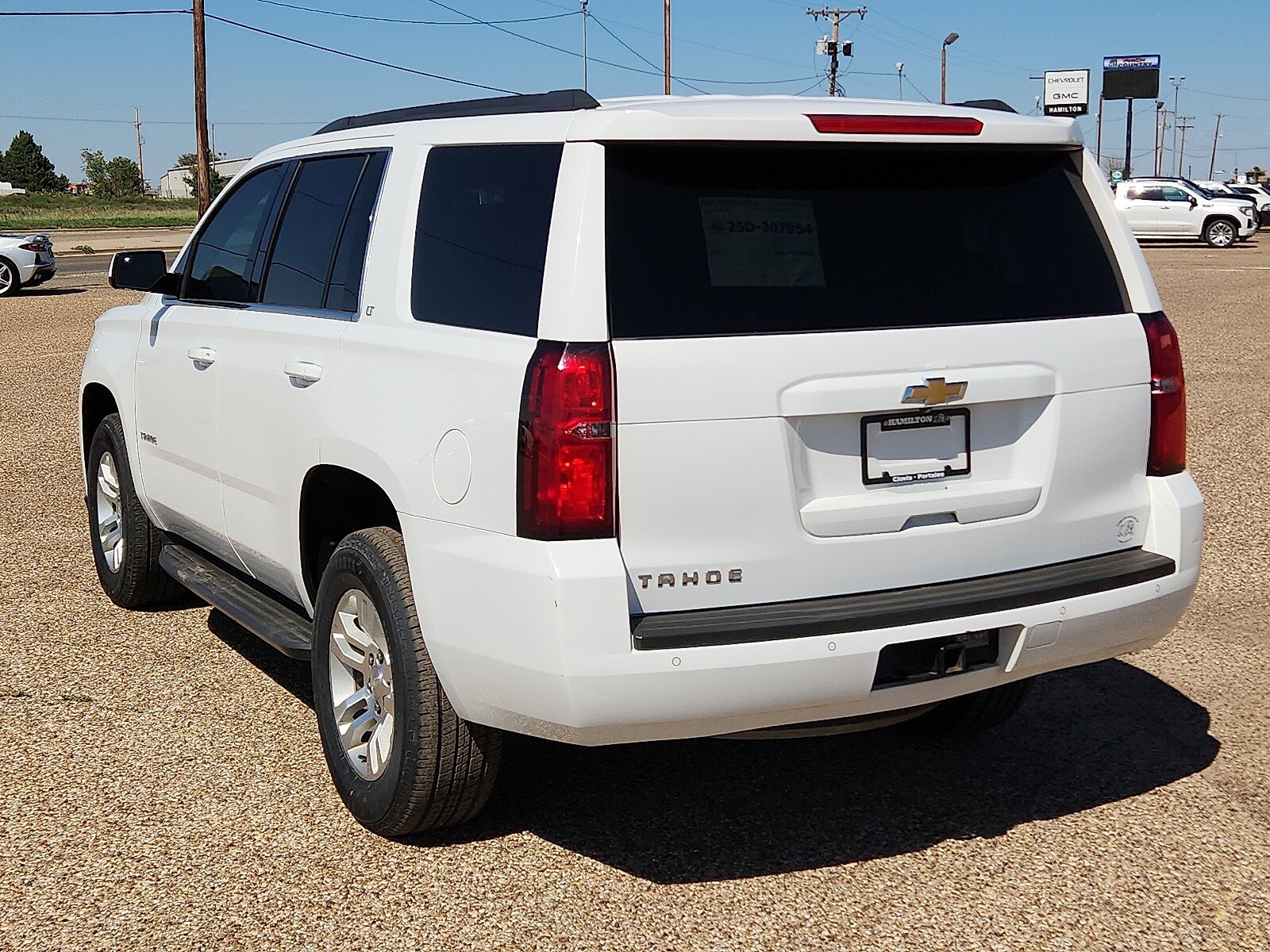 2018 Chevrolet Tahoe LT photo 3