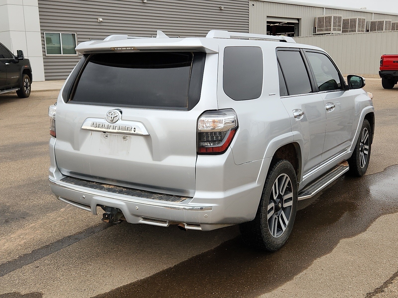 2016 Toyota 4Runner Limited photo 4
