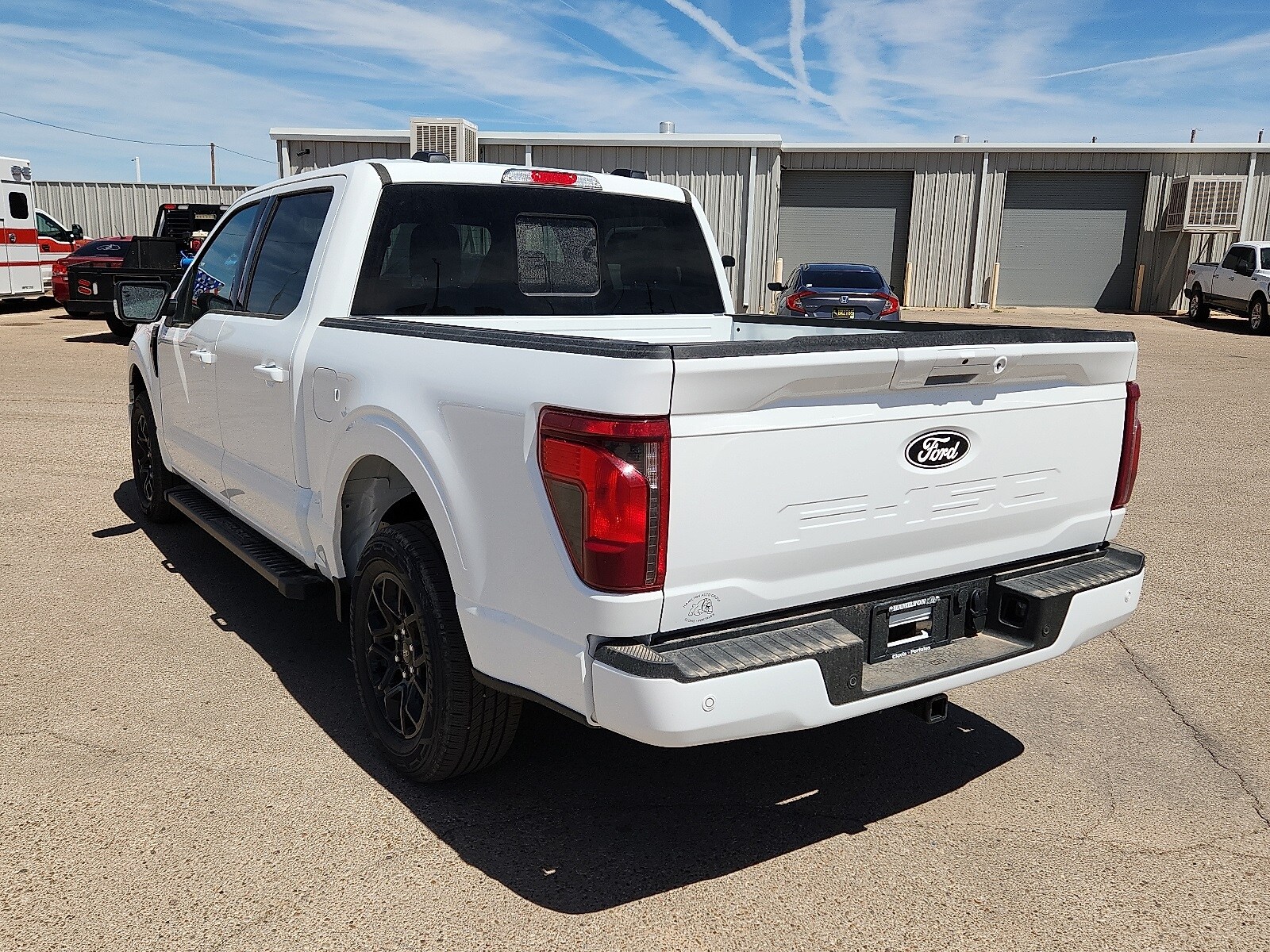 2025 Ford F-150 XLT photo 3