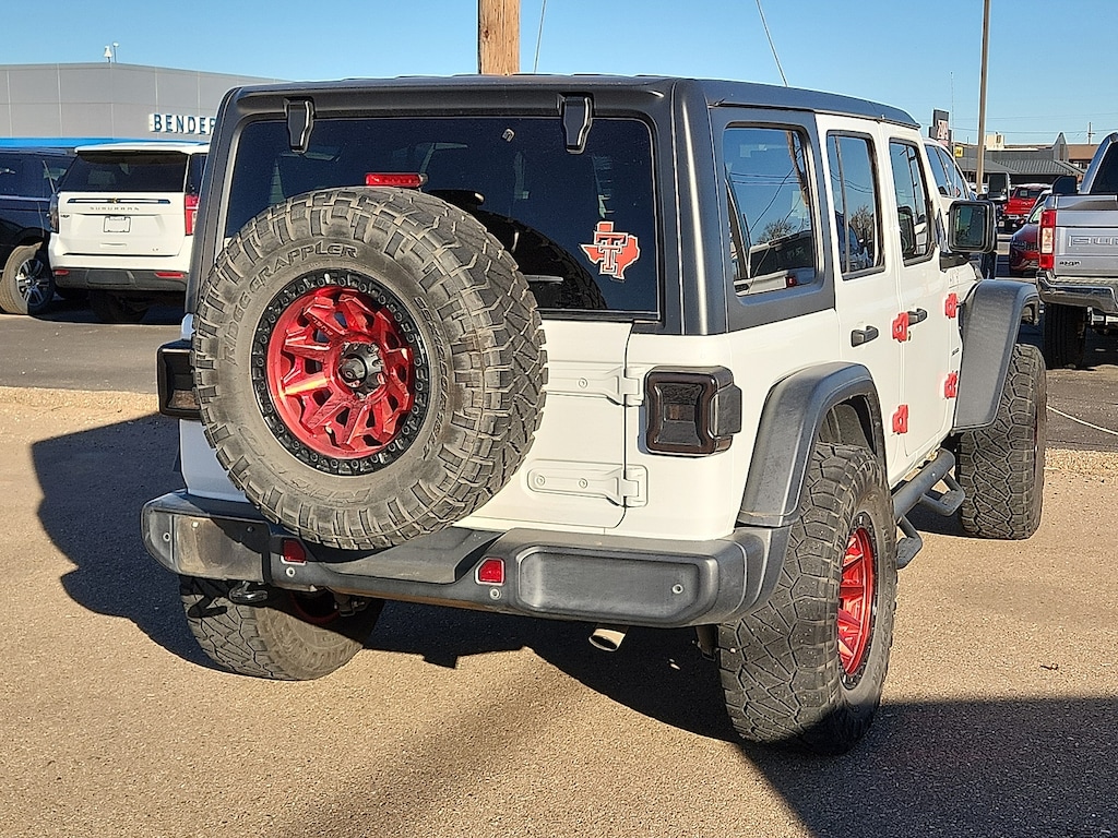 Used 2019 Jeep Wrangler Unlimited Sahara 4x4 SUV