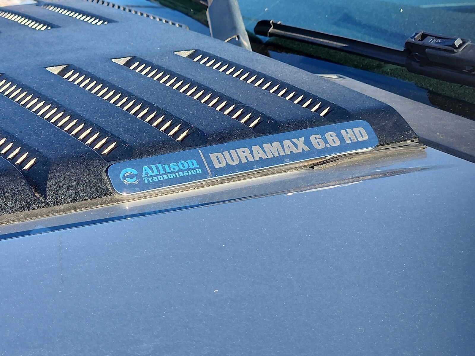 2011 Gmc Sierra SLE photo 2