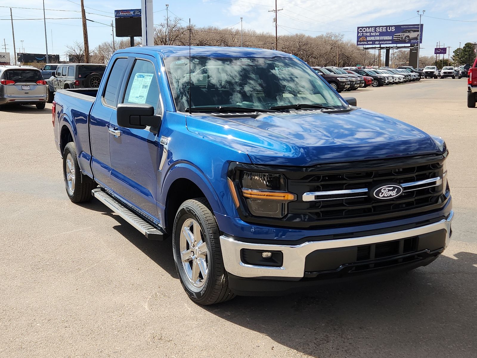 2025 Ford F-150 XLT - Photo 6
