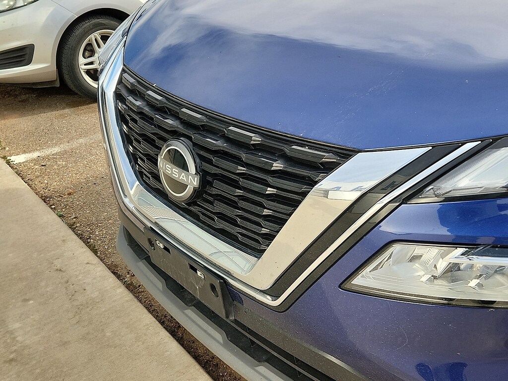 Used 2023 Nissan Rogue SV SUV