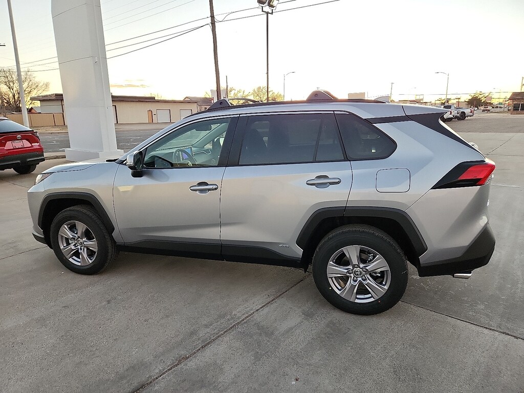 New 2025 Toyota RAV4 Hybrid XLE SUV