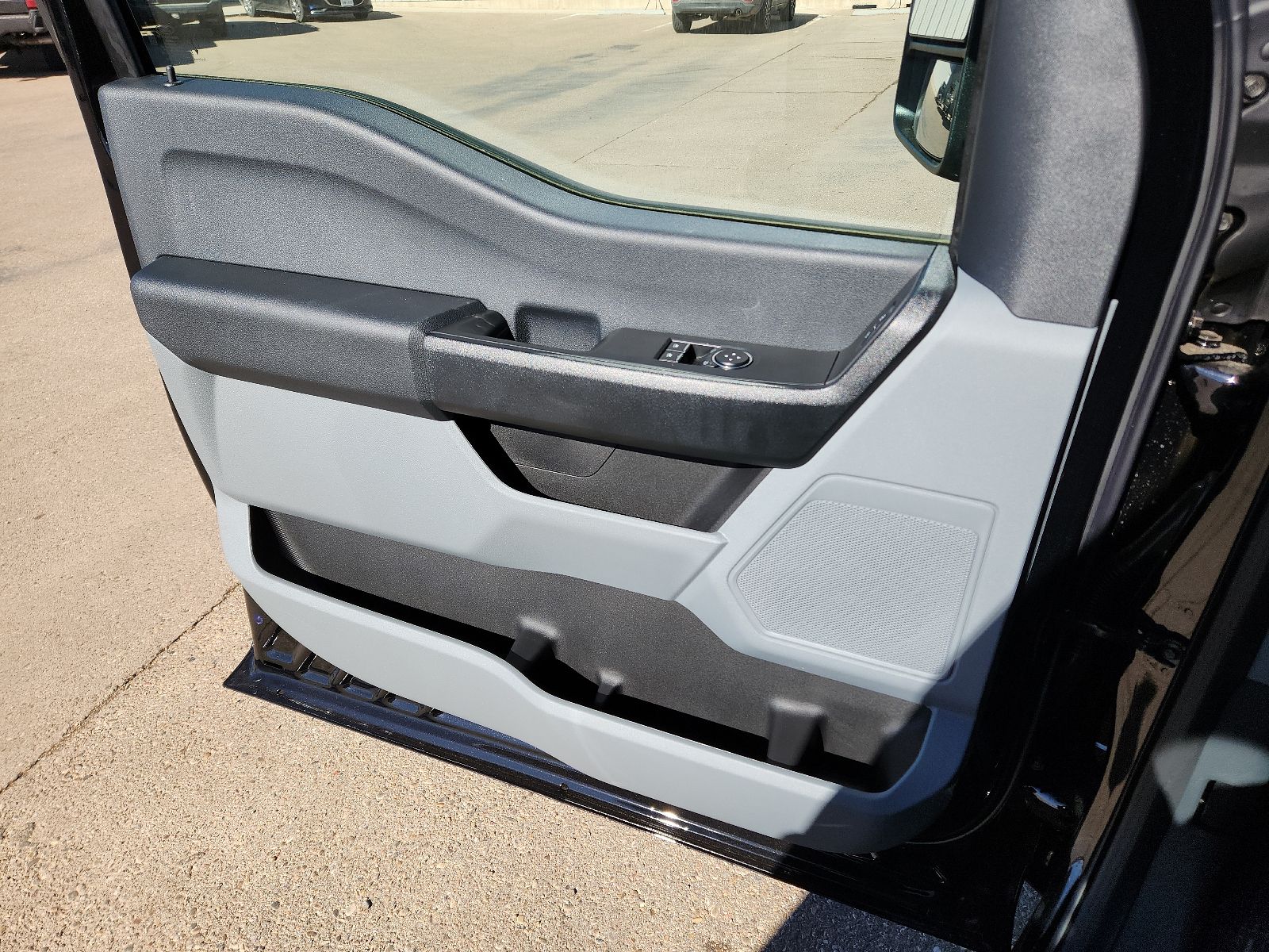 2025 Ford F-250 Super Duty XL - Photo 10