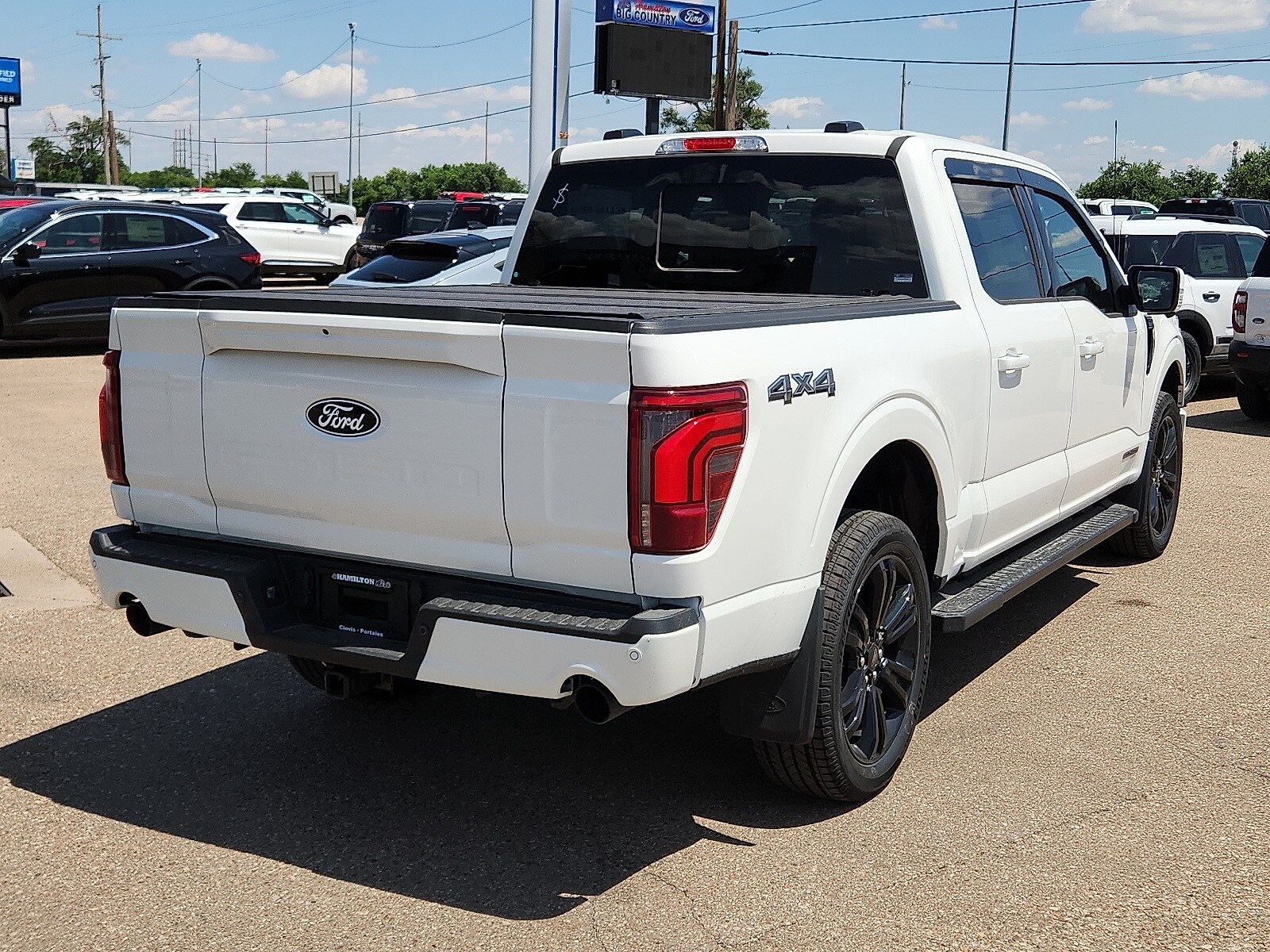 2025 Ford F-150 Lariat photo 4
