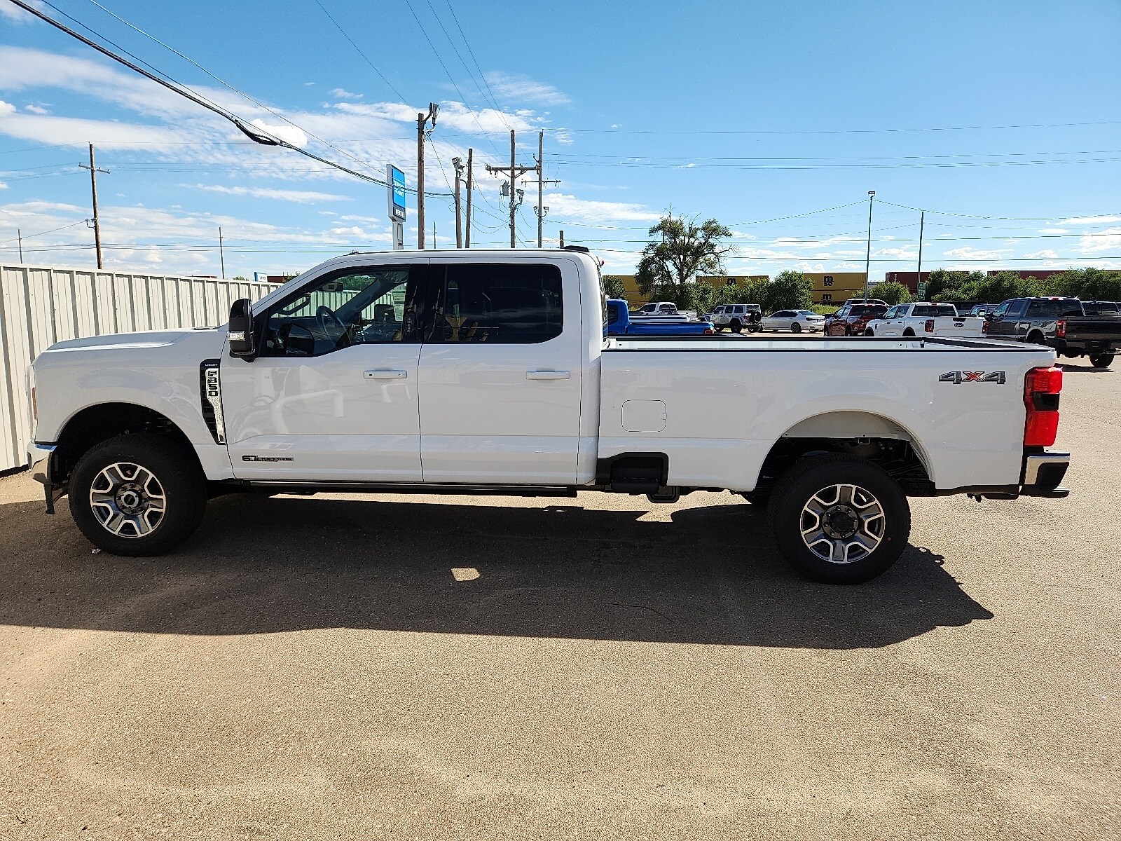 2026 Ford F-350 Lariat photo 2
