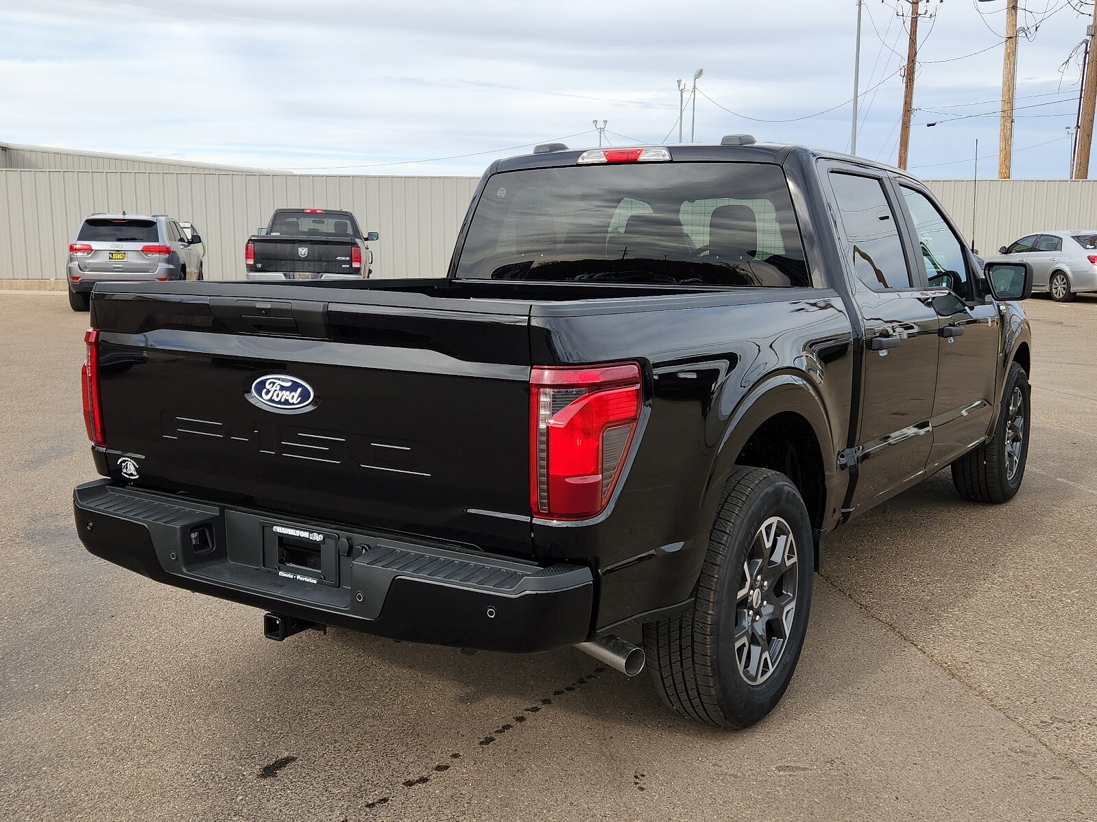 2025 Ford F-150 STX photo 4