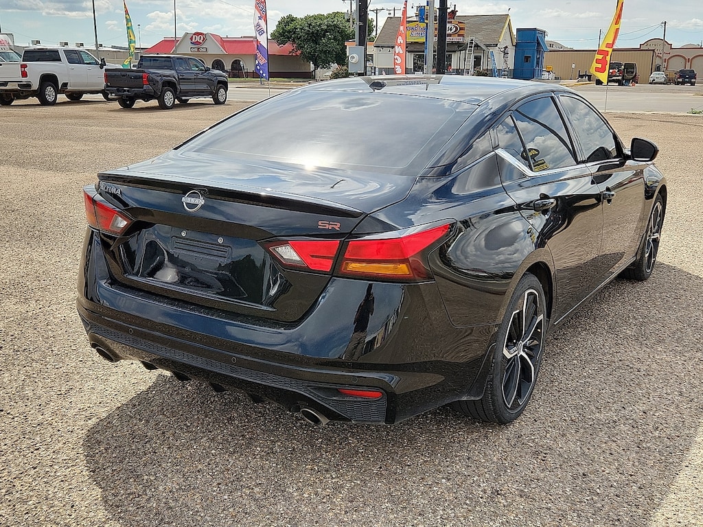 Used 2024 Nissan Altima 2.5 SR Sedan