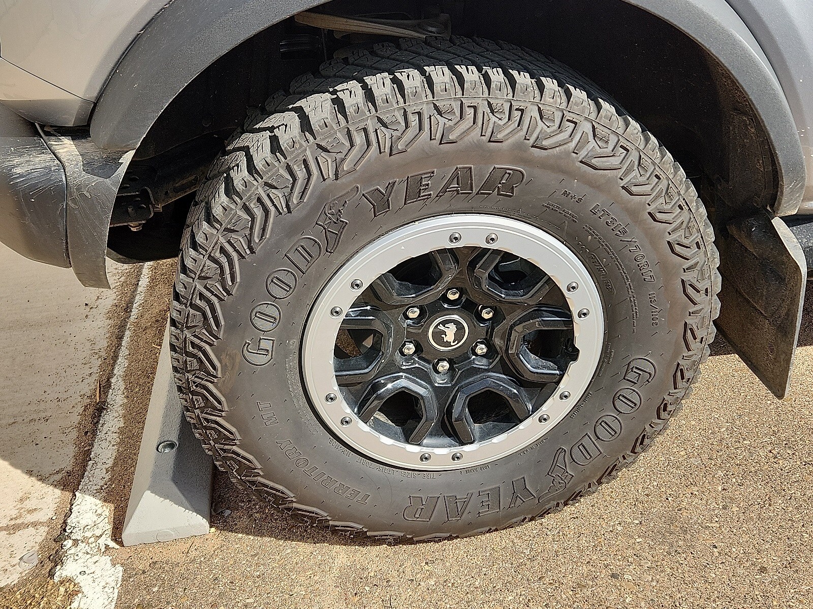 2023 Ford Bronco Base Big Bend Black Diamond Outer Banks Badlands Wildtrak Everglades photo 3