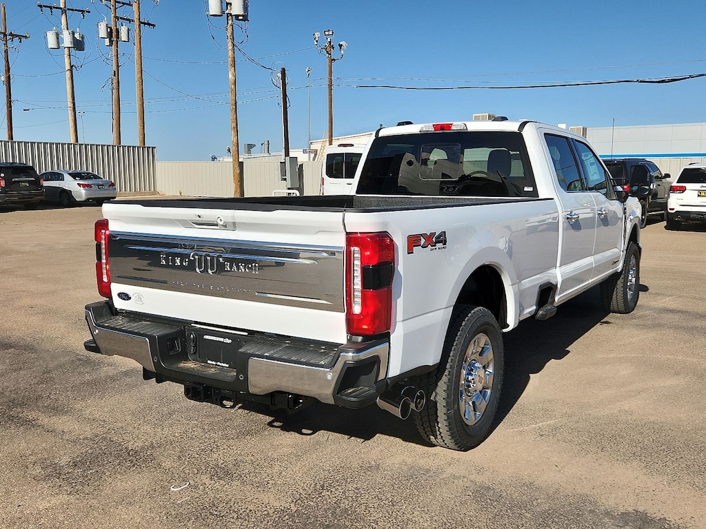 New 2025 Ford F-250 Truck Crew Cab