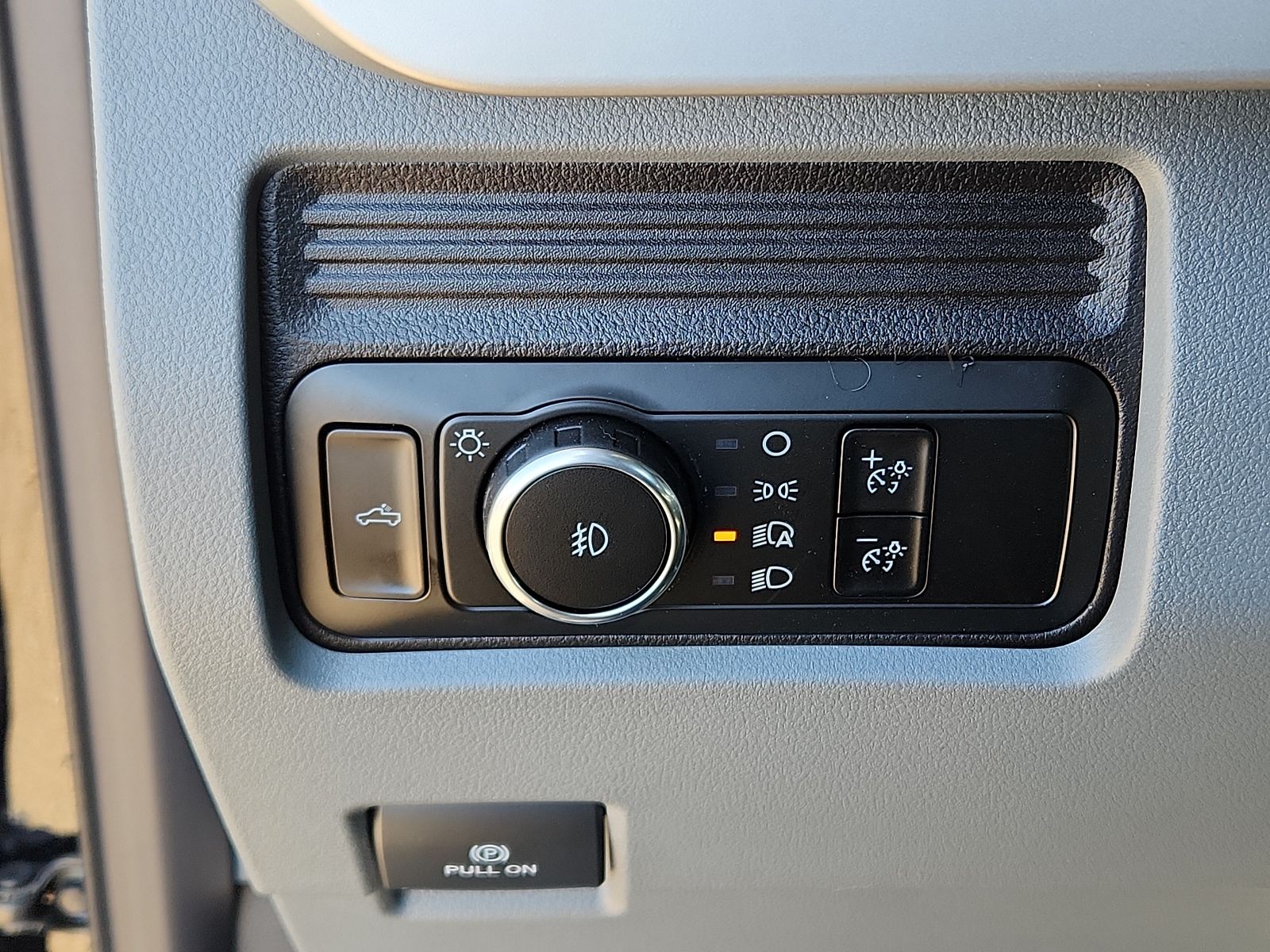 2025 Ford F-250 Super Duty XL - Photo 16