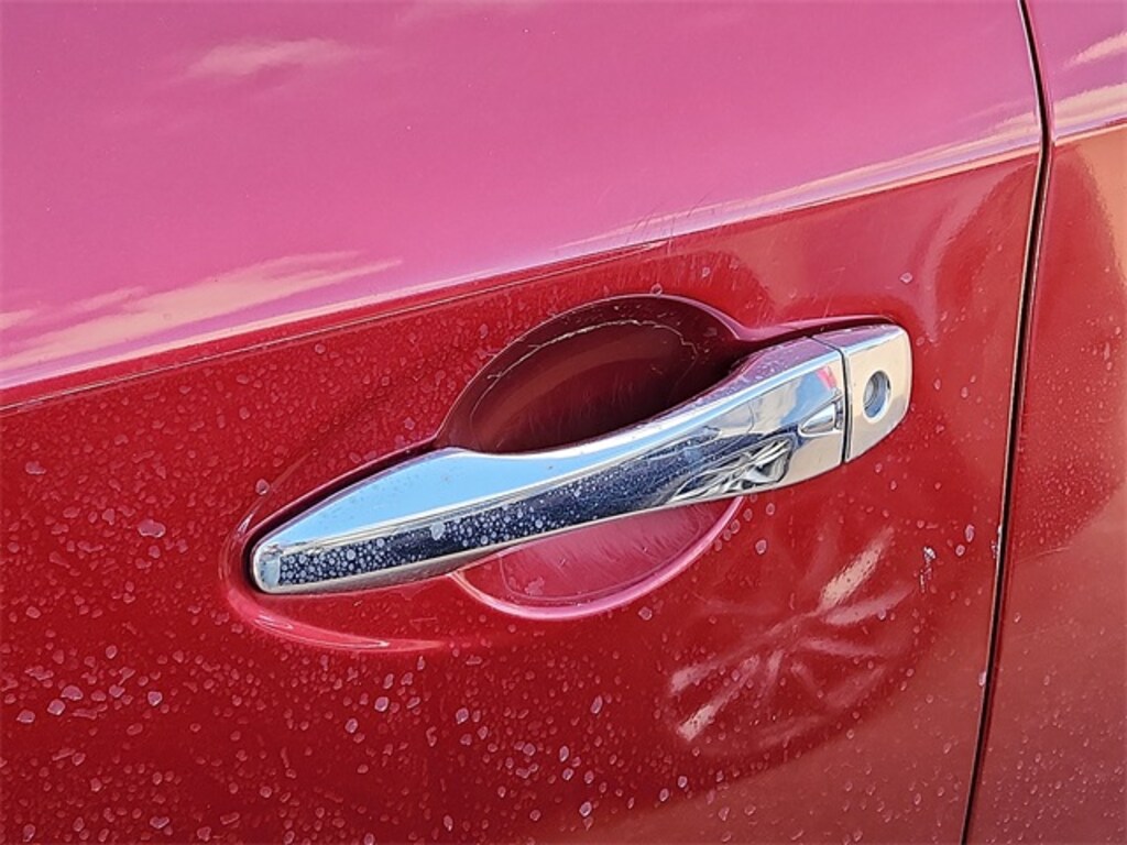 Used 2015 Nissan Pathfinder Platinum SUV