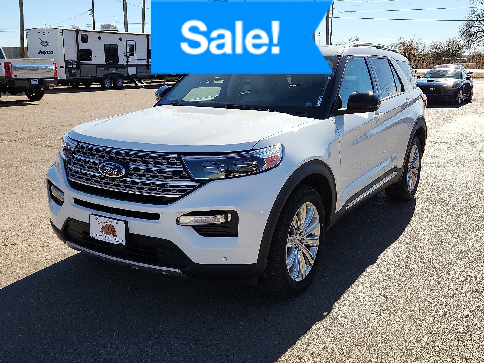 2023 Ford Explorer Limited's photo