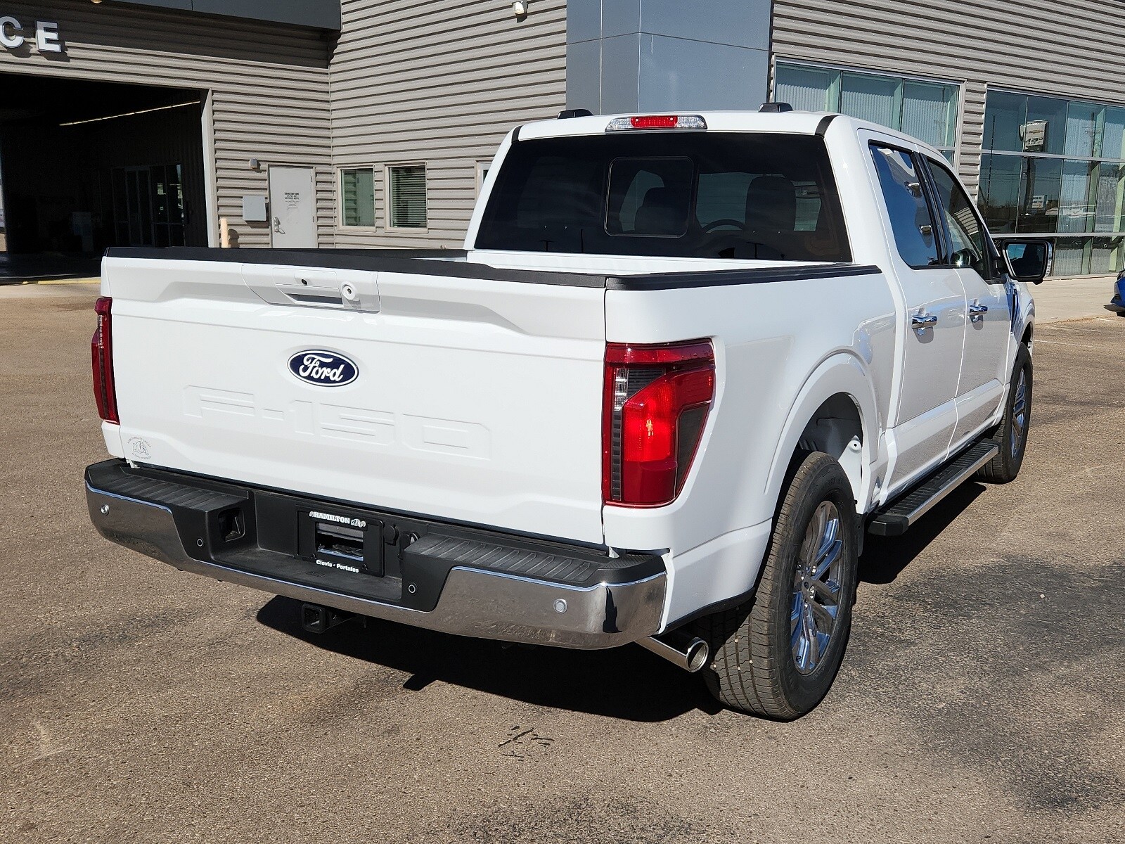 2025 Ford F-150 XLT photo 3