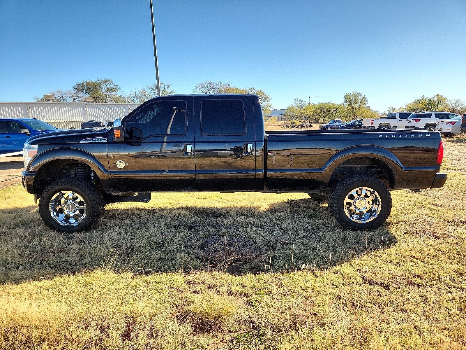 2015 Ford F-350 Platinum photo 2