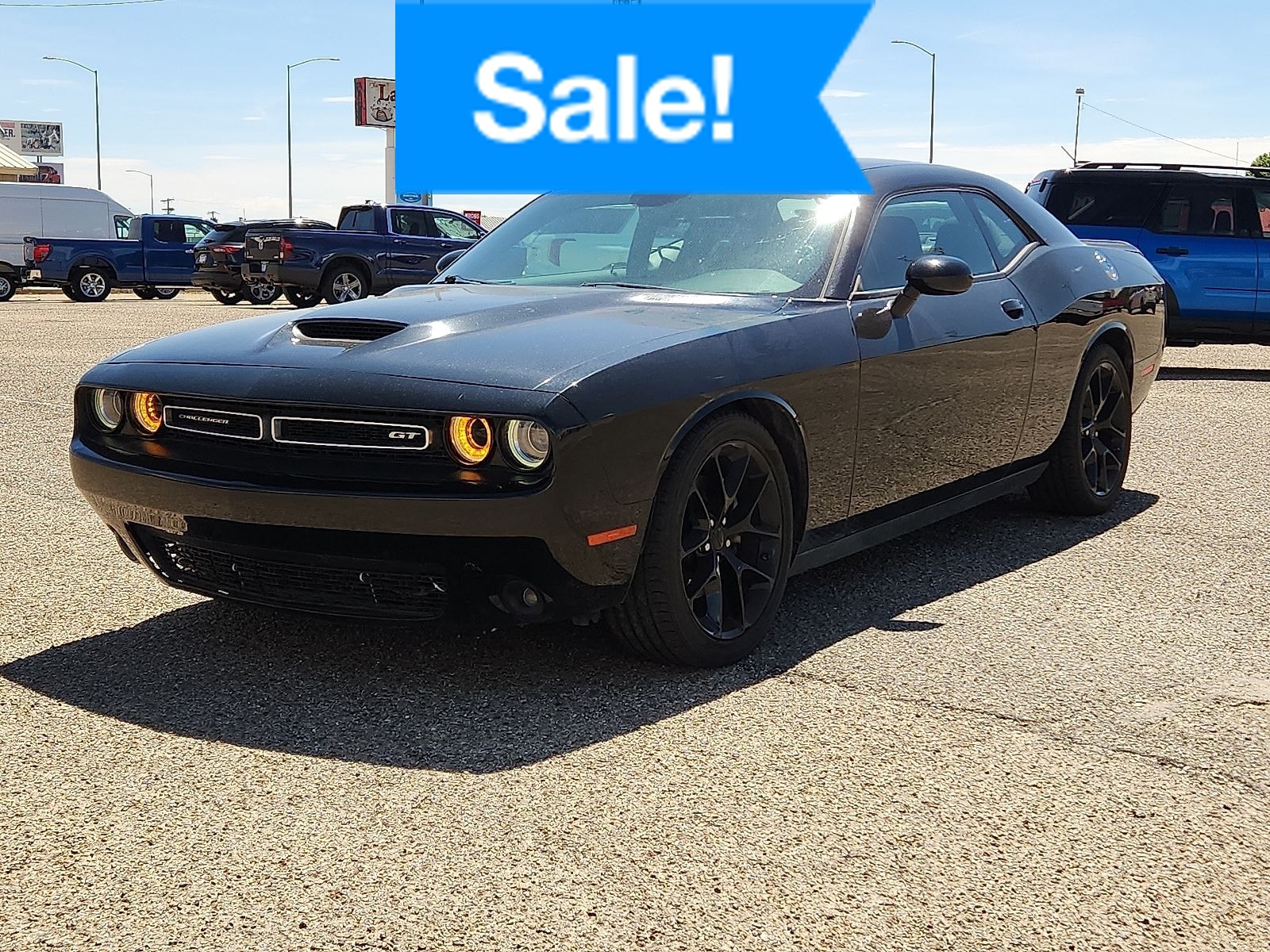 2022 Dodge Challenger GT Auto's photo