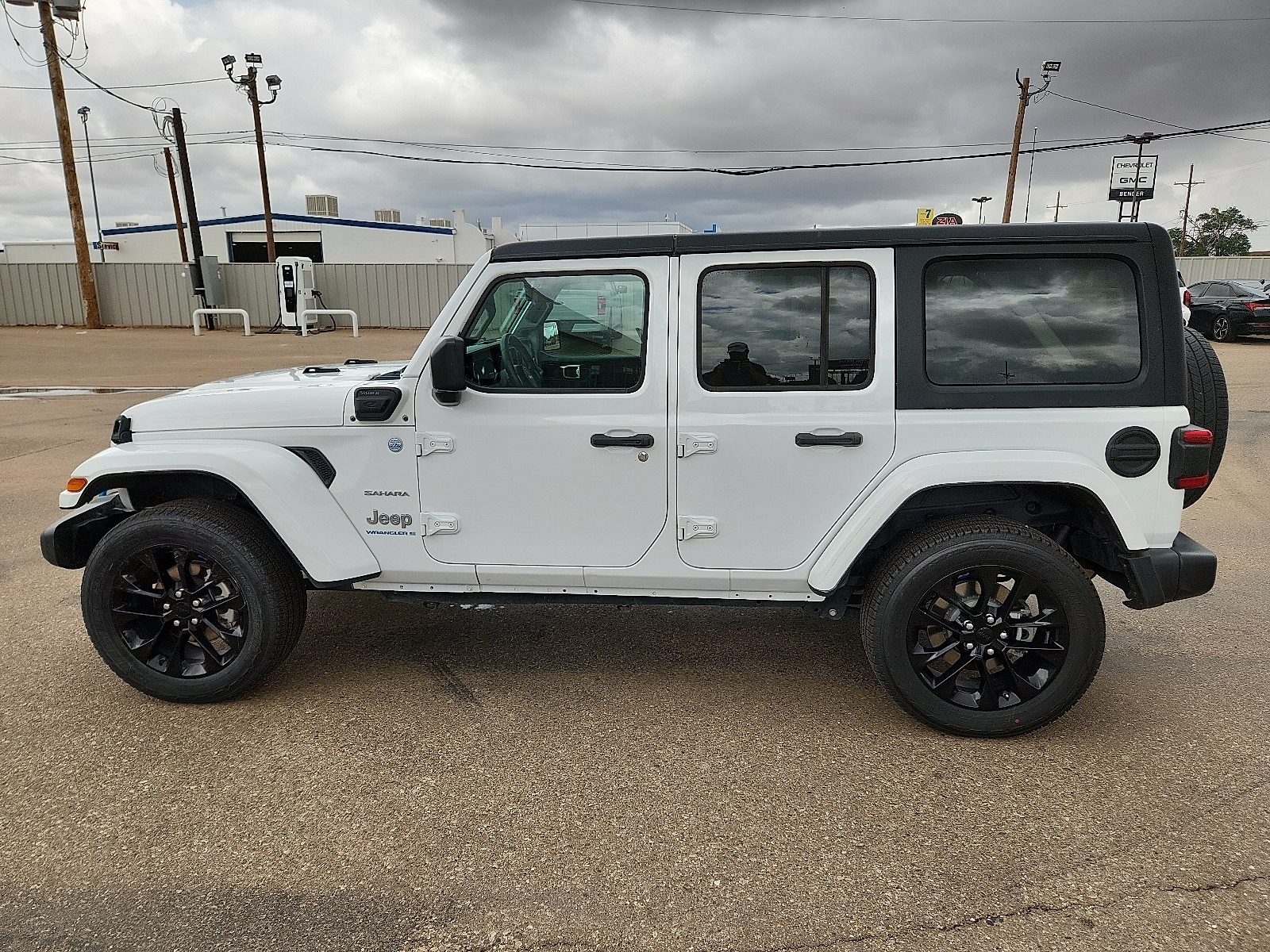 Used 2023 Jeep Wrangler 4xe Sahara 4XE with VIN 1C4JJXP69PW630336 for sale in Clovis, NM