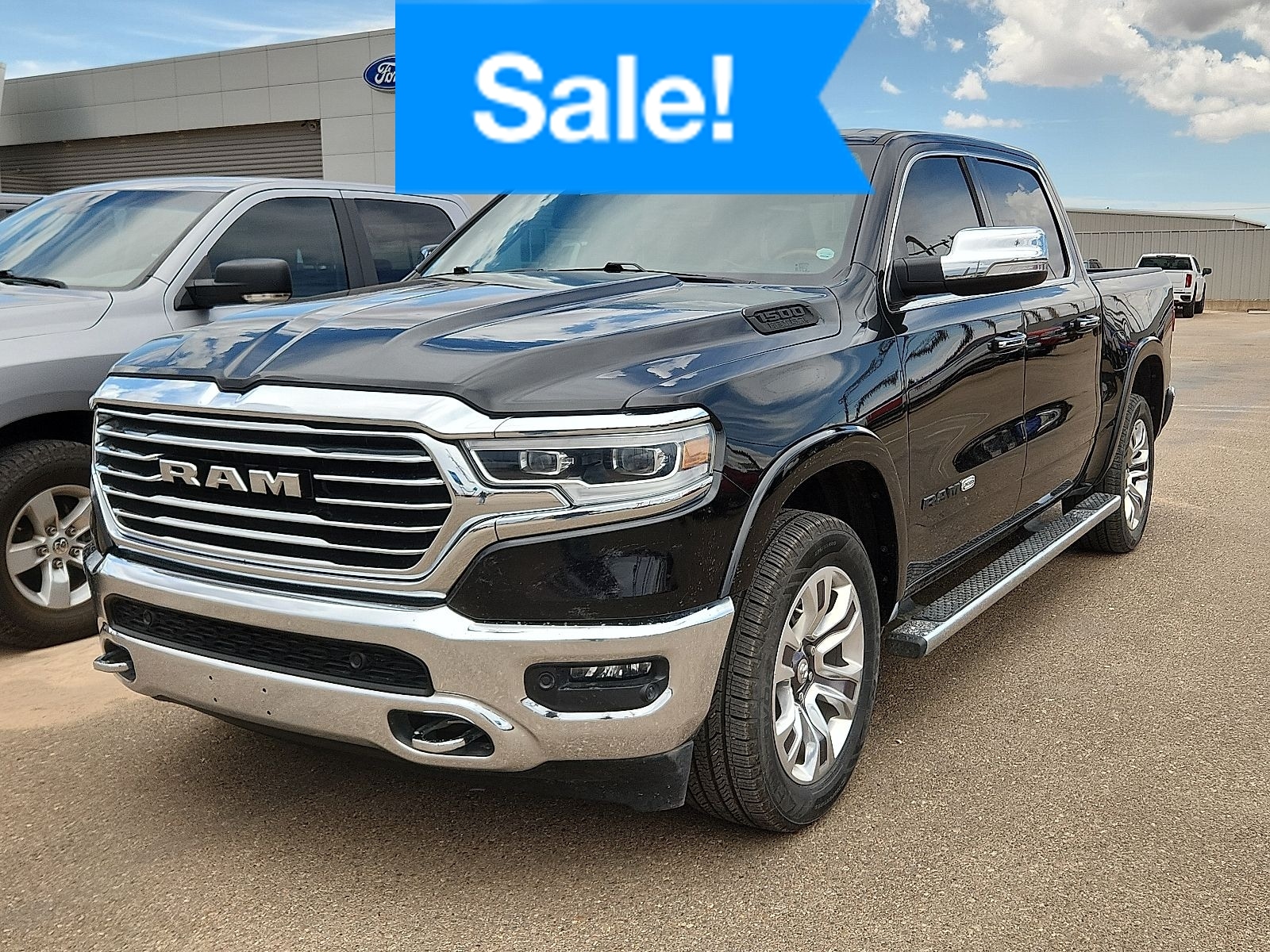 2022 RAM 1500 Longhorn 4x4 Crew Cab 5'7's photo